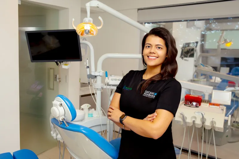 Ambiente clínico Sacani Kuabara — prótese dentária em Londrina